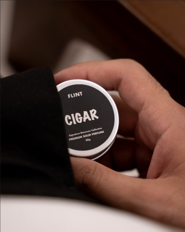 THE SOLID PERFUME