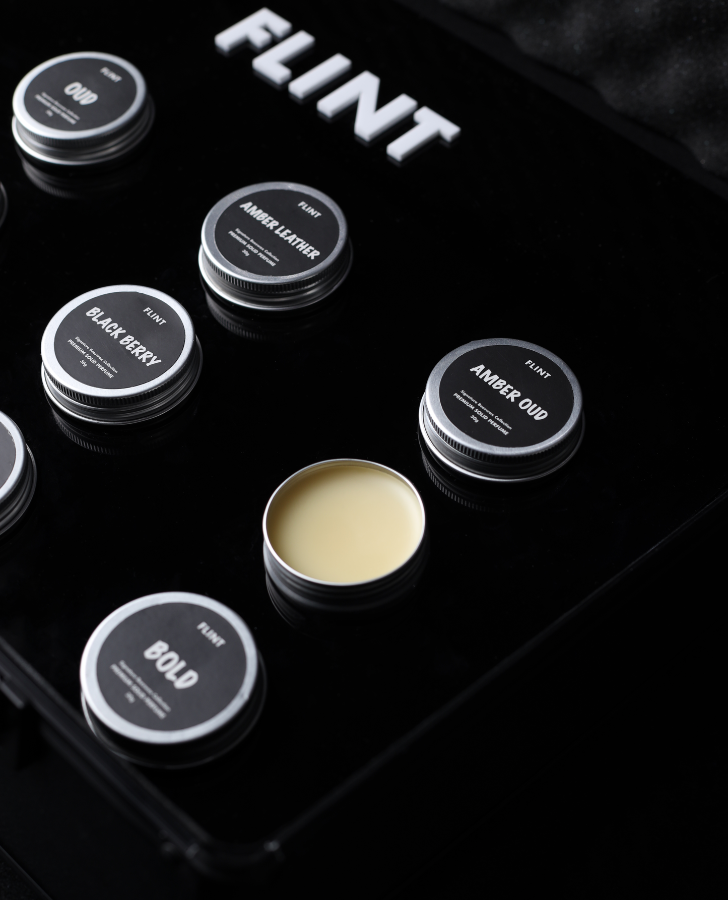 THE SOLID PERFUME
