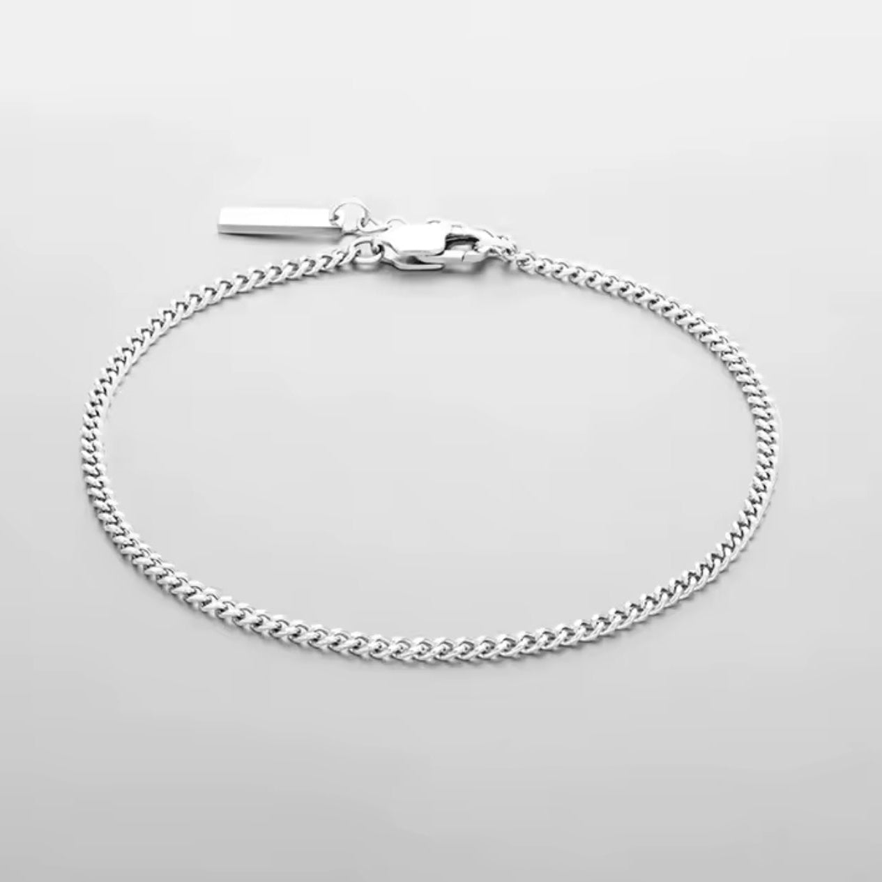 The Minimal Bracelet